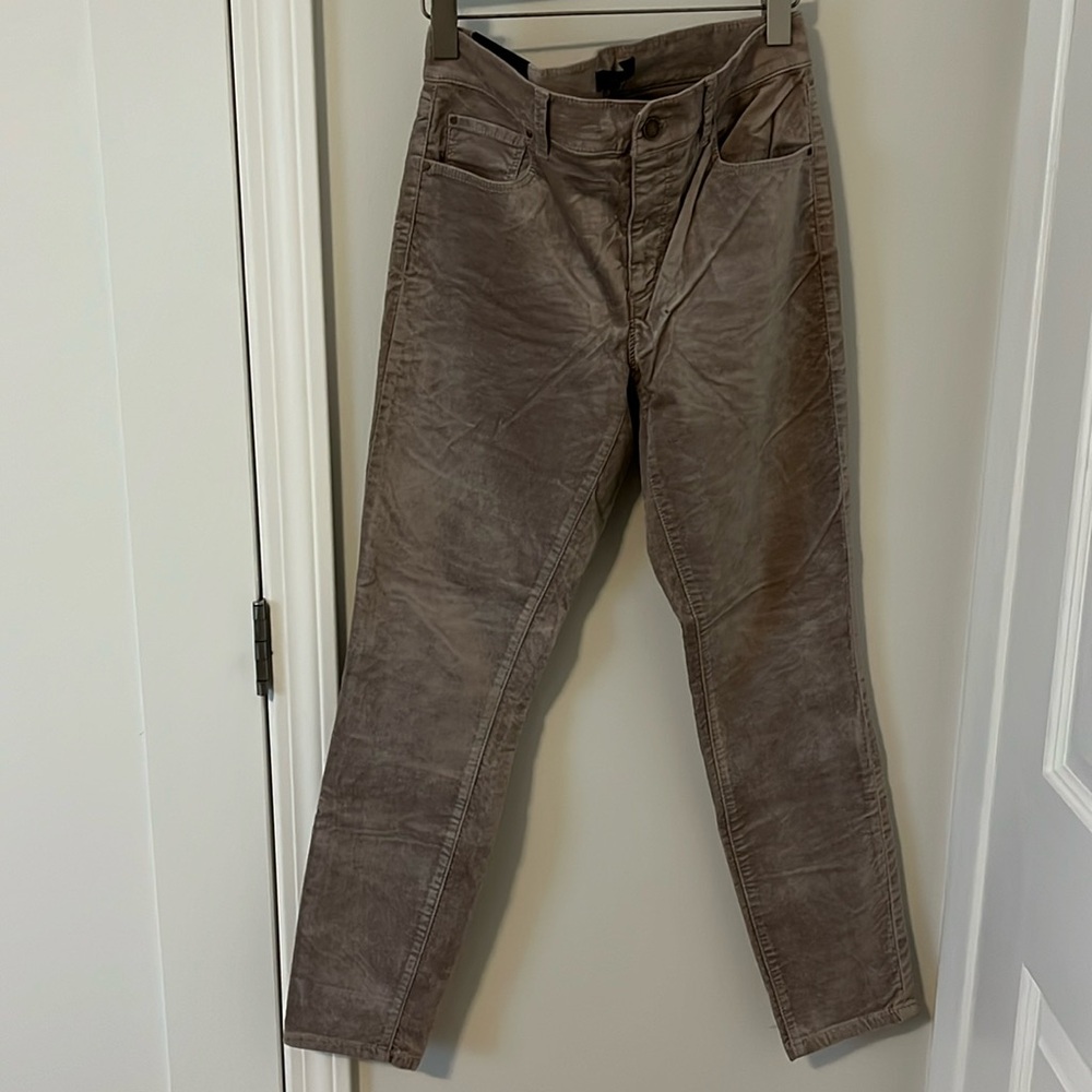 Ann Taylor the SKINNY in a blush/grey velvet color in size 6